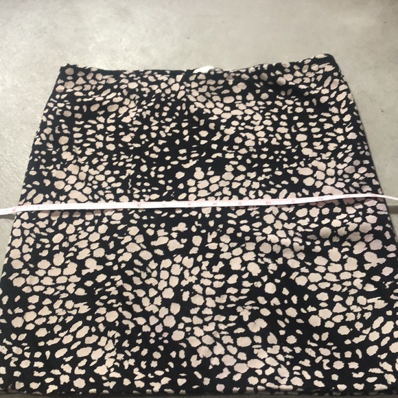 H&M Black and Cream Stretchy Mini Skirt - Picture 3 of 6